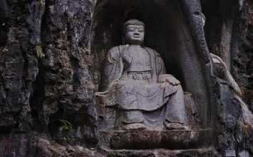 Không có gì bền chắc